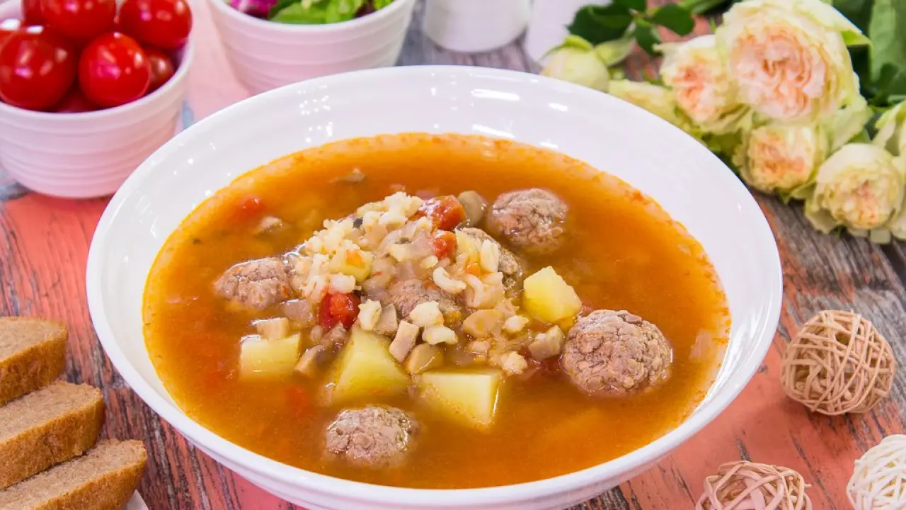 Перловковый суп с грибами и фрикадельками - рецепт с фото