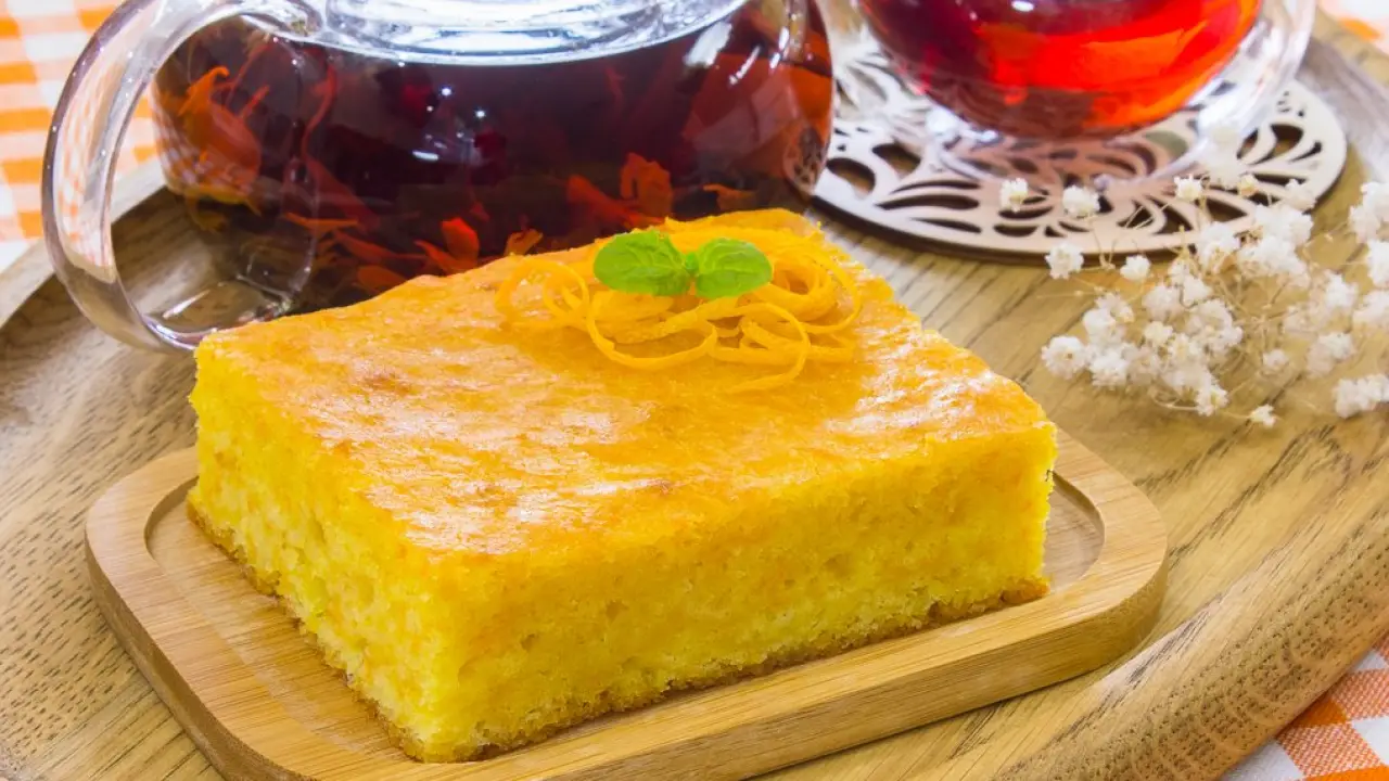 Пирог из моркови и апельсина с сиропом - рецепт с фото