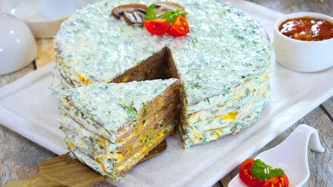 Куриный печеночный торт с грибами - рецепт с фото