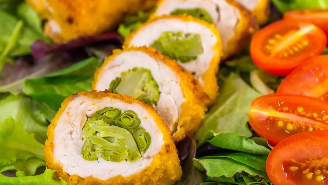Рулеты из индейки с начинкой из фасоли и брокколи - рецепт с фото