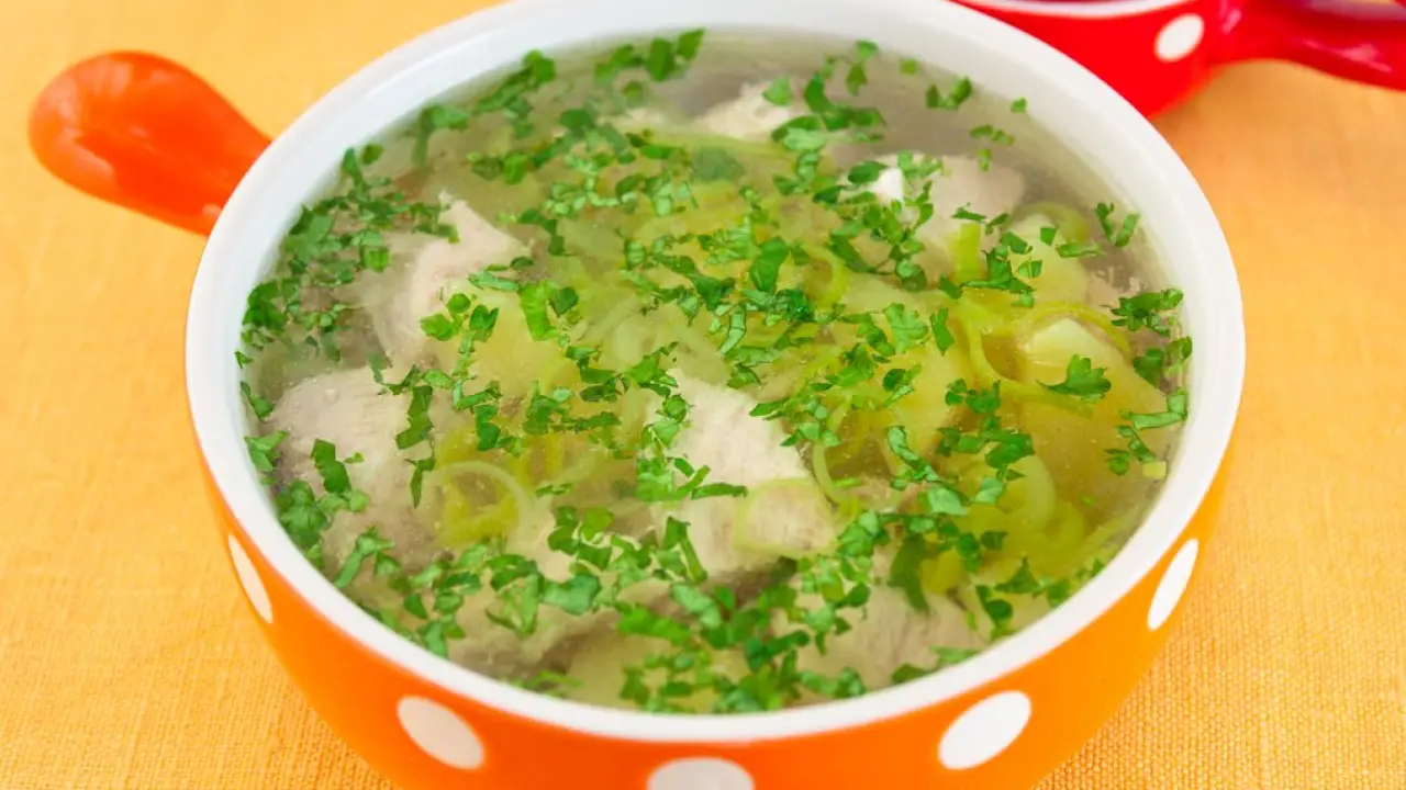 Суп из индейки с луком-пореем и картофелем - рецепт с фото