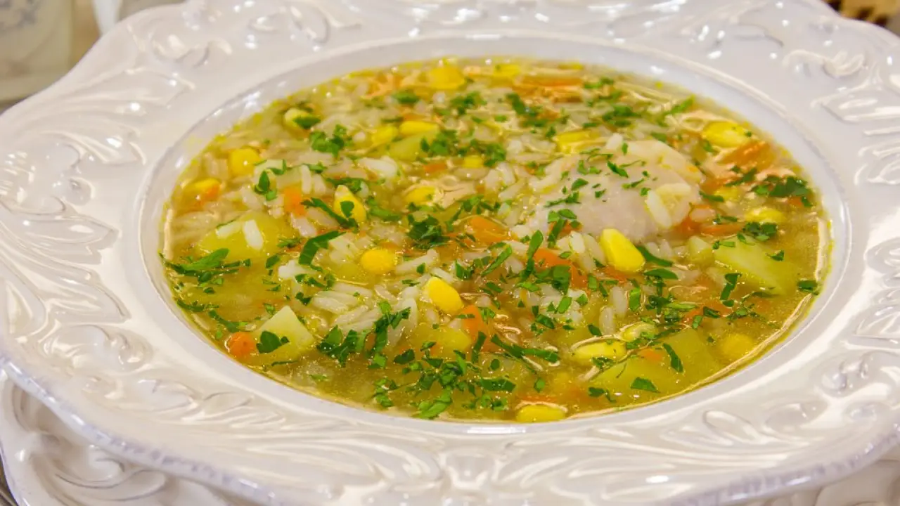 Куриный суп с рисом и кукурузой - рецепт с фото