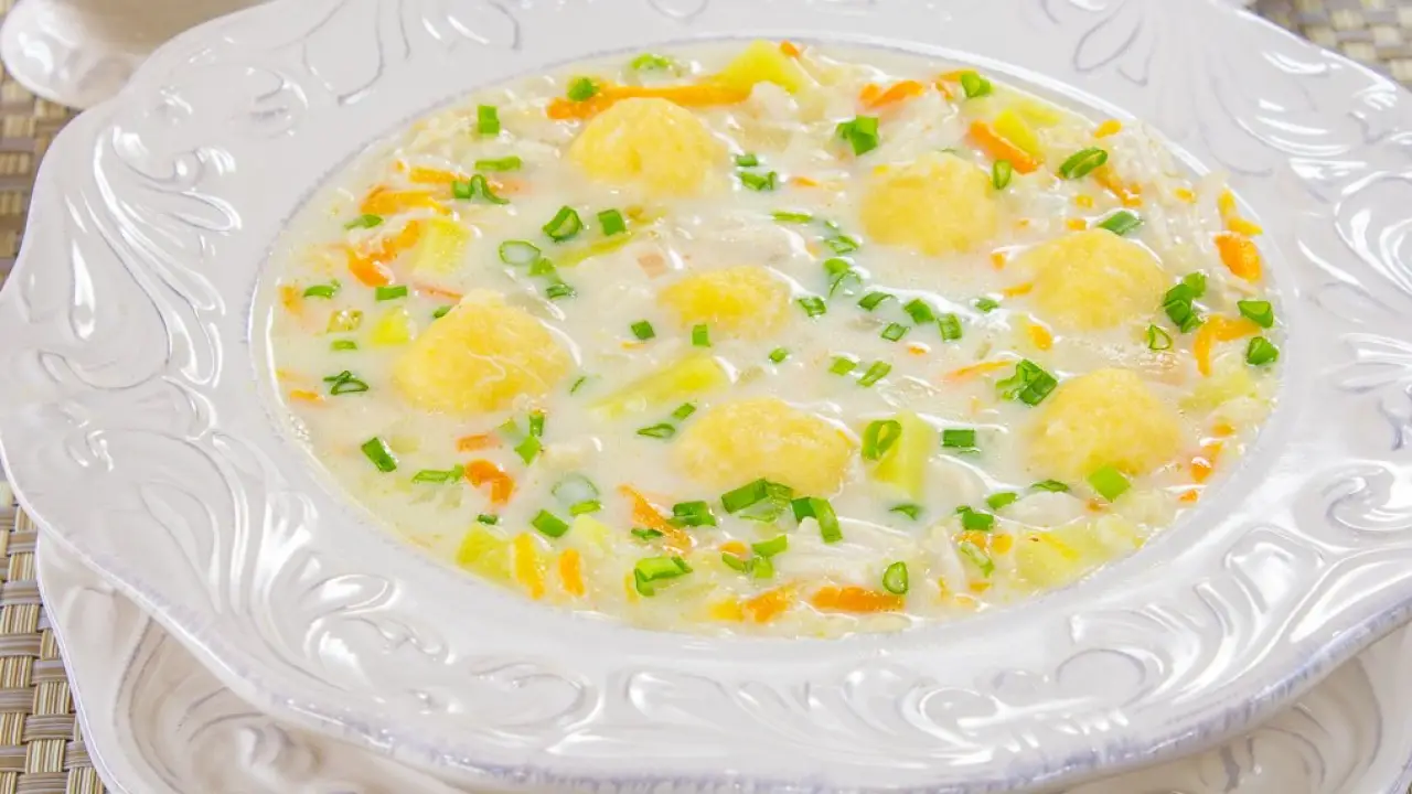 Суп с сыром и сырными шариками - рецепт с фото